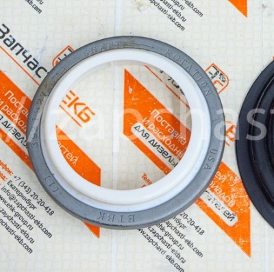 4025270 Сальник коленчатого вала передний KIT SEAL Cummins